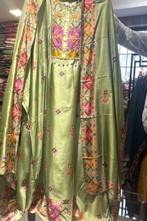 DOLA SILK UNSTICHED SUITS